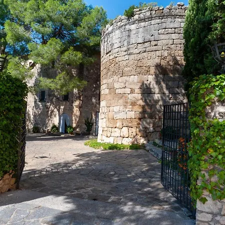 Guest house Cal Mestre