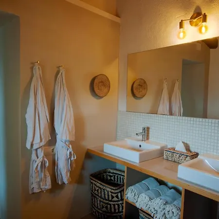 Guest house Cal Mestre