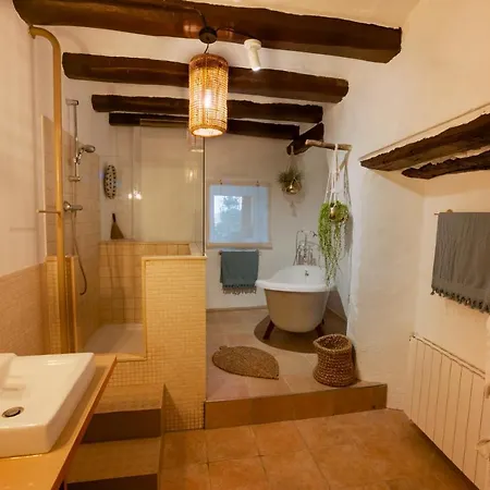 Cal Mestre Guest house Avinyonet del Penedes