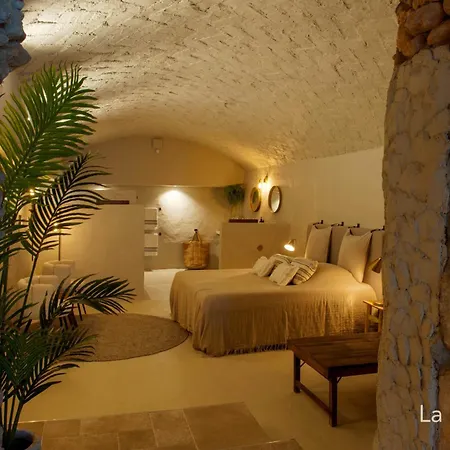 Cal Mestre Guest house *
